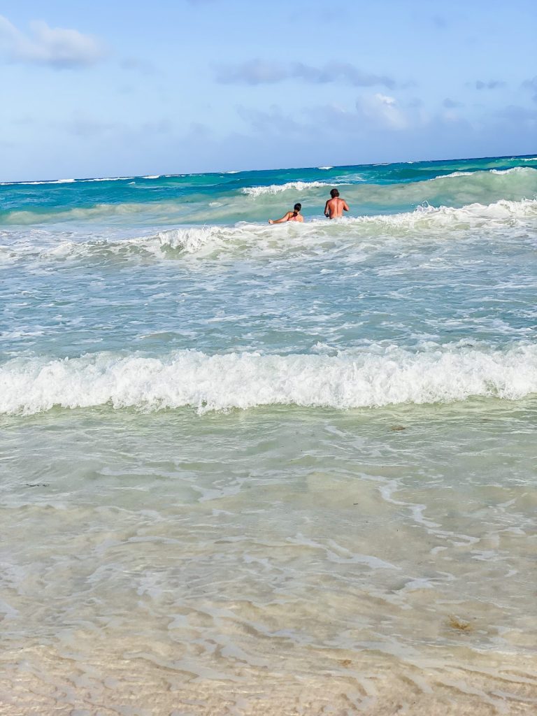 beach waves in cancun Mexico